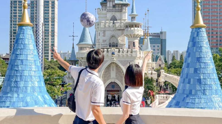 ロッテワールド1Dayチケット＆韓国制服体験利用券（1人2枚） | KOREA BUCKET LIST｜韓国観光公社